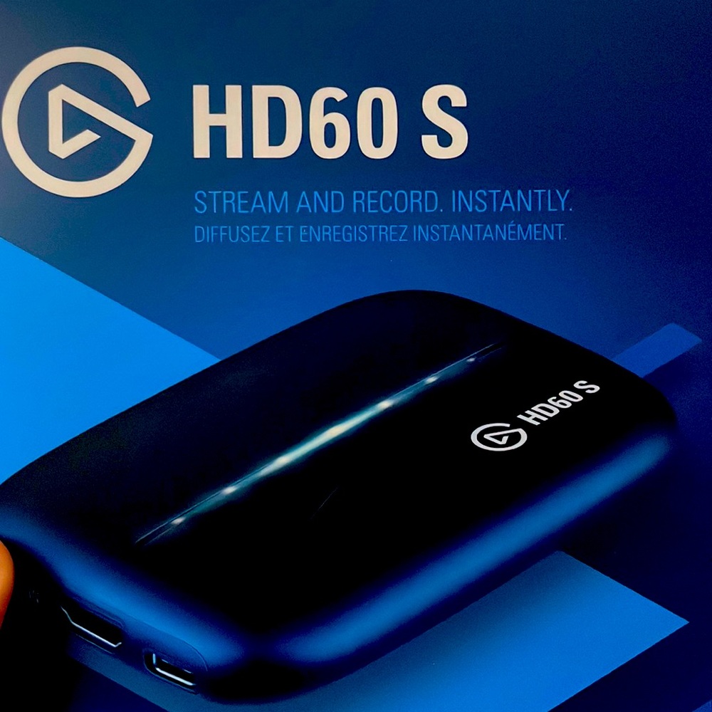 El gato HD60S+ capture card, stream and record